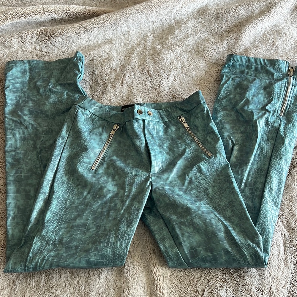 Leather crocodile pant